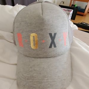 Roxy hat